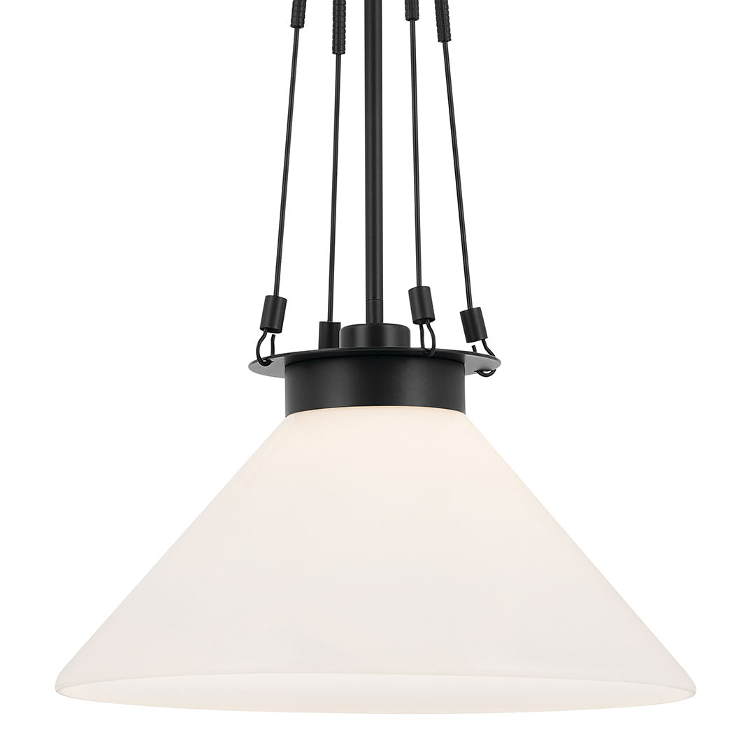 Albers Pendant