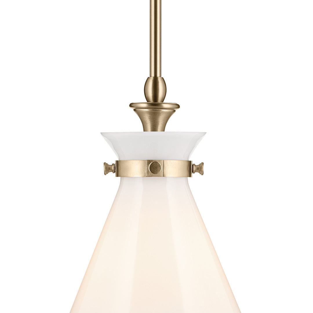 Laria Pendant